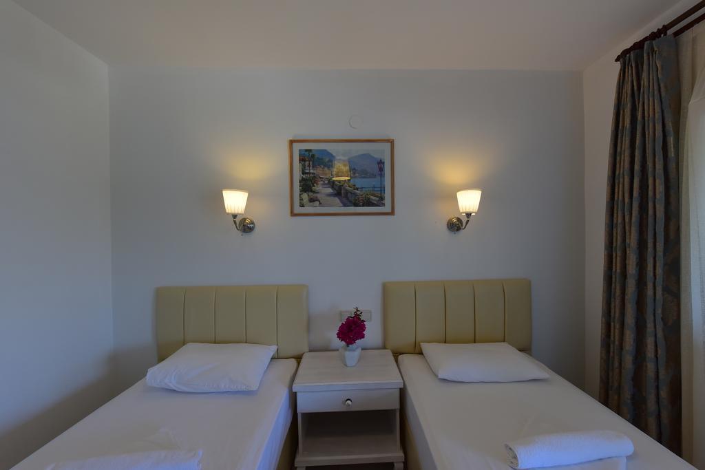 Maritim Hotel โกลเติร์กบูคู ภายนอก รูปภาพ
